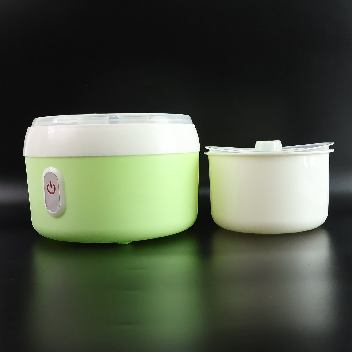 Green Electric Yogurt Maker used in all kinds of household and kitchen places for making yoghurt. Green Electric Yogurt Maker used in all kinds of household and kitchen places for making yoghurt.